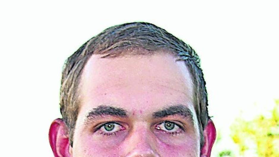  Kai Schmitz sicherte sich die Prinzenwürde der Bruderschaft Gindorf. Er ist seit 2016 Mitglied des 1. Jägerzuges „Waidmannsheil“. Er schloss die Hauptschule mit dem Erwerb der Mittleren Reife im Jahr 2011 ab und begann im Jahre 2012 eine Lehre zum Elektroniker für Betriebstechnik in Düsseldorf, wo er noch heute als Elektroniker tätig ist.  