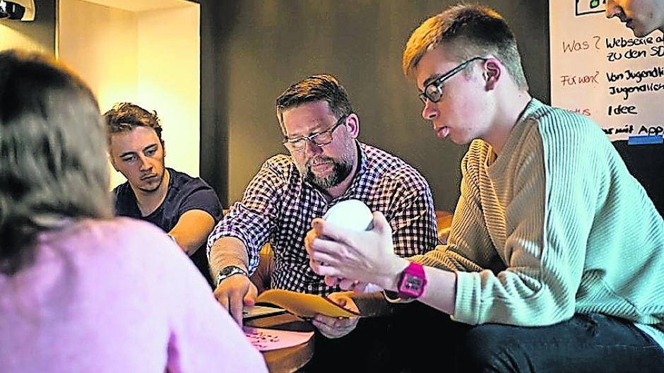  Marcel Kurzawiak beim Berliner Workshop, zu dem das BMZ und UNICEF geladen hatten, 