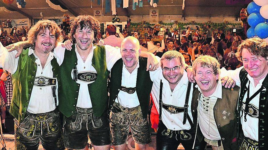  Für die entsprechende Musik beim Grevenbroicher Oktoberfest sorgt auch 2016 wieder die beliebte Band „Brandig“ aus Reit im Winkl. 