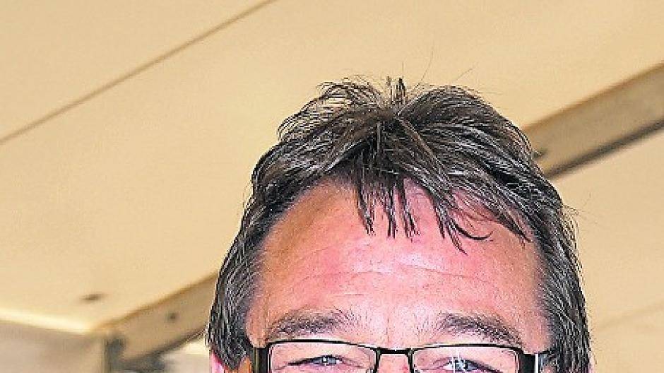  Hans-Georg Späth will in vier Wochen mit dem Zeltbau fertig sein. 