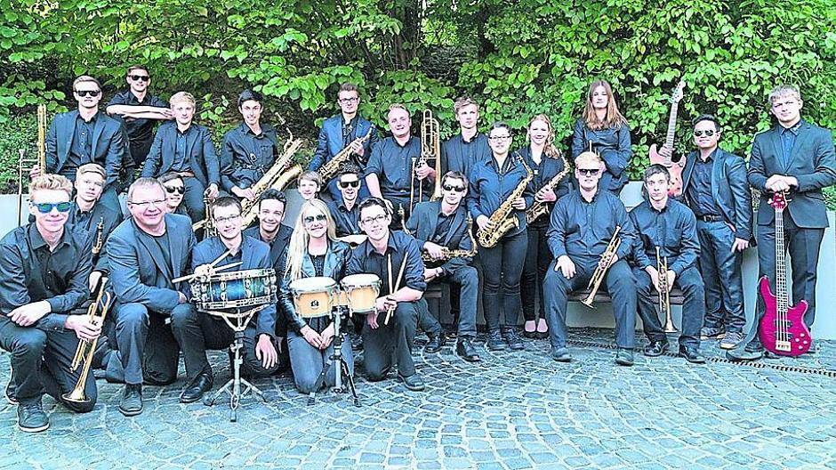 Mit Funk, Swing, Pop und einem Top-Musical-Ensemble ins neue Jahr