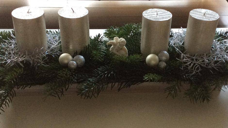 Christina Manke sendete uns ihren selbstgebastelten "Adventskranz" aus...