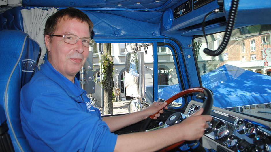 Jochen Dieckmann war als Transportbotschafter für den 16 Tonnen schweren US-Truck vor...