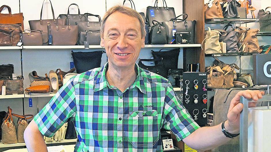  Heiner Schnorrenberg, Geschäftsmann mit einem großen Herzen für die Grevenbroicher Innenstadt, hat vor Kurzem den Vorsitz im Werbering übernommen. Auch hier geht er mit viel Leidenschaft zu Werke.  