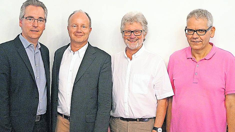  Landes-Grüner Hans-Christian Markert, Ökopol-Vertreter Christian Tebert, Kreis-Grüner Erhard Demmer und Stadt-Grüner Peter Gehrmann (von links). 