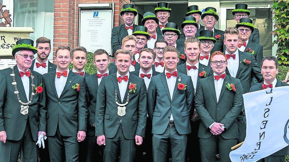  Der Verein „Elsener Spätlese 1966“ kann in diesem Jahr ebenfalls sein Gold-Jubiläum begehen. Wenn das kein Grund zum Feiern ist ... 