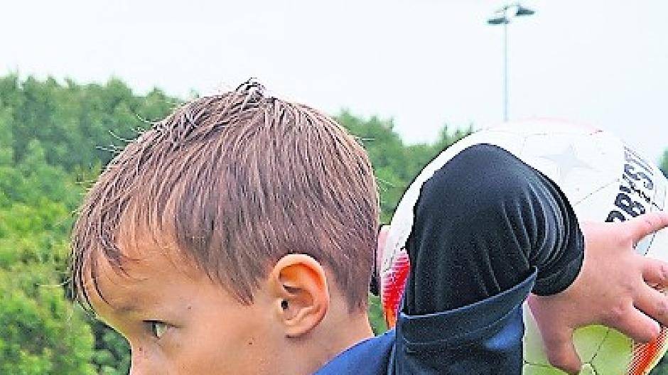  Perfekter Einwurf in die Tiefe des Raums ...  