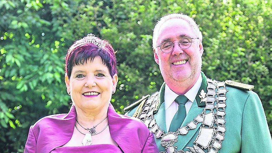  Das Gustorfer Königspaar 2016: Hans und Elisabeth Voigt stehen vor ihrem großen Fest.  