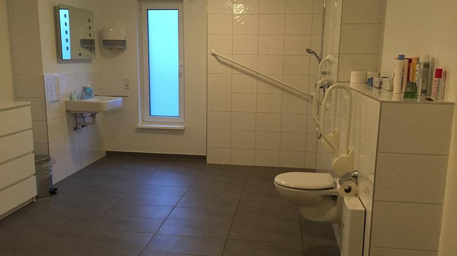 großes Behindertengerechtes...