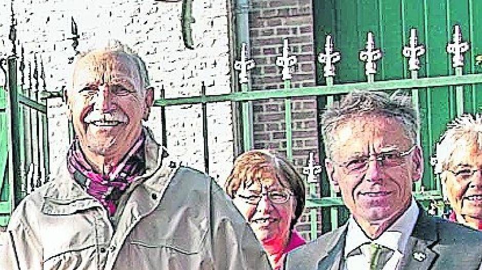  Rolf Esser (hier mit Landrat Petrauschke). 