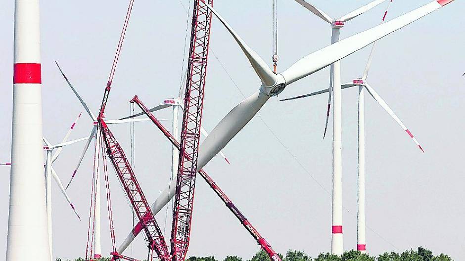  Die Anbringung des Rotorsterns ist echte und schweirige Millimeter-Arbeit. 