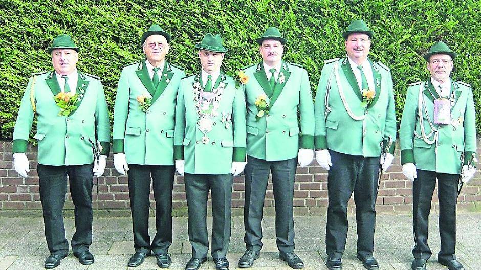  Seit 60 Jahren ist der Jägerzug „Jröne Jonge“ im Frimmersdorfer Regiment aktiv.  