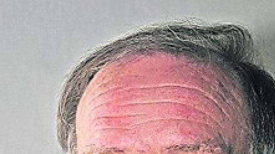  Vorsitzender Heinz Strucker. 