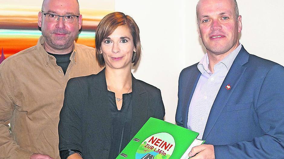  Bürgermeister Krützen sagte zu, die Unterschriften an den Rhein-Kreis und ans Land weiterzuleiten. Dort findet sich die Verantwortlichkeiten. 