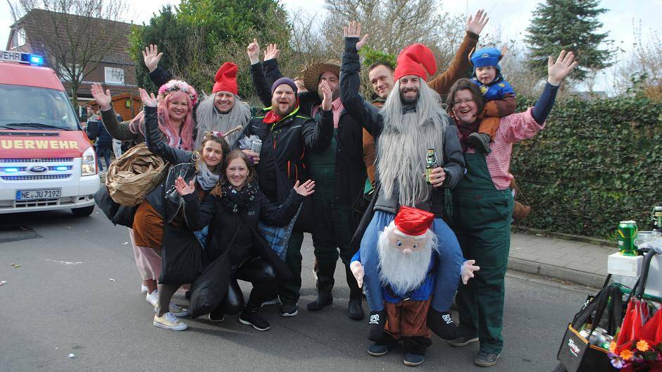 Rosenmontagsumzug nach langer Zeit wieder mit Wagen