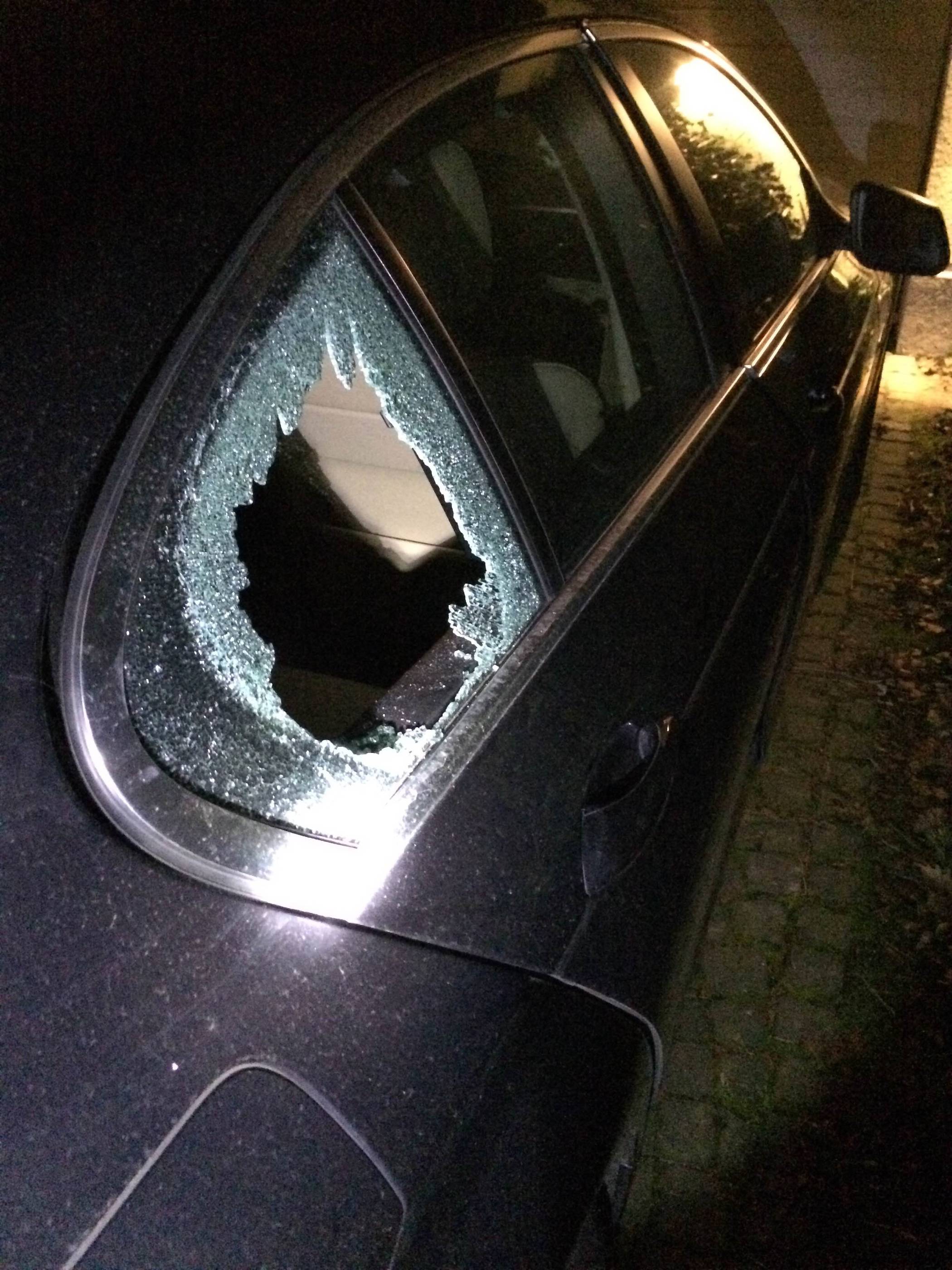 Kripo ermittelt nach Autoaufbrüchen: Zeugen gesucht