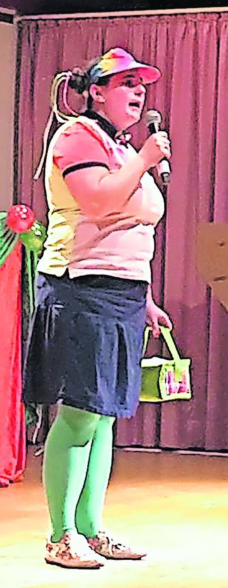  Gekonnte Büttenreden gehören dazu.Die „Elfen“, das Männerballett, trainiert in diesen Wochen wieder fleißig für den großen Auftritt.  