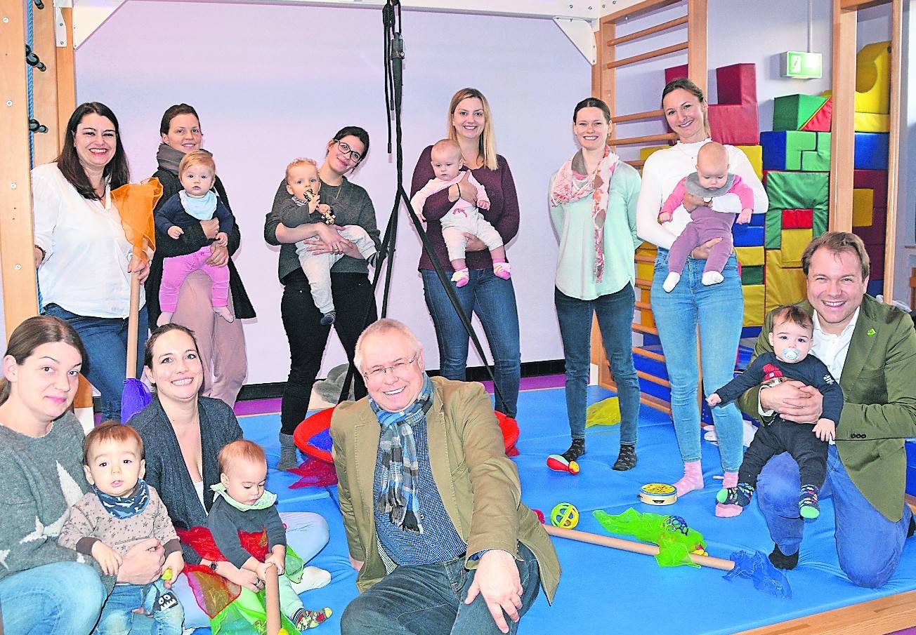 Hoher Besuch im „Baby-Club“ der Arbeiterwohlfahrt in der Kindertagesstätte „Sonnenhaus“. Und damit ist nicht nur der Bürgermeister gemeint... <![CDATA[]]>