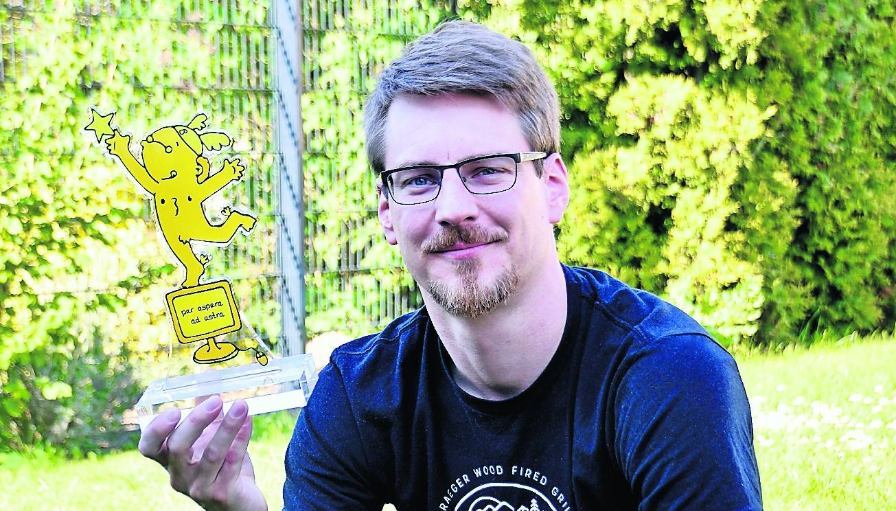  Der hochdekorierte Blogger und seine Vorlieben: Dry-Aged-Beef und Gin marinierter Lachs an Spargel. 