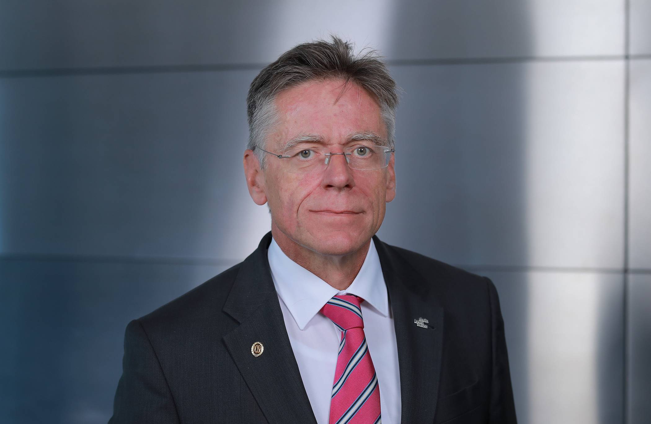 Landrat Hans-Jürgen Petrauschke. 