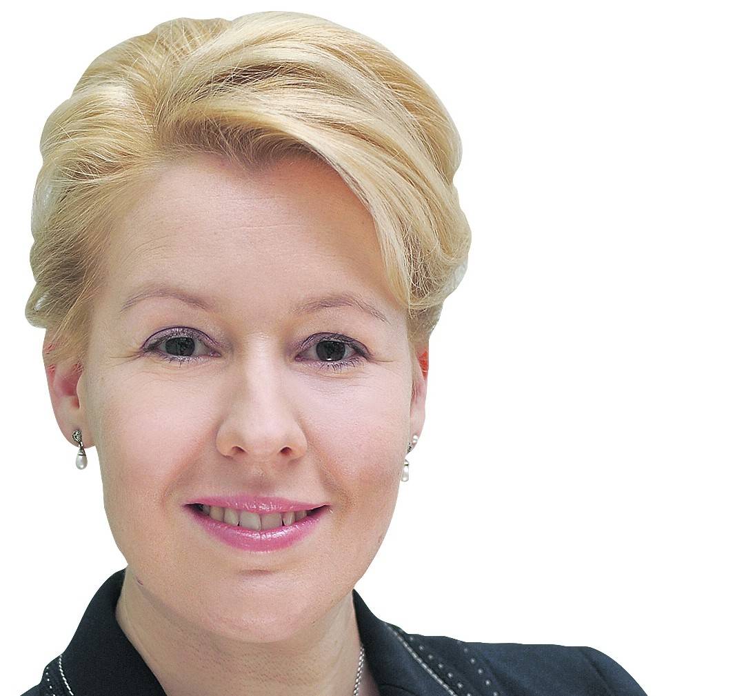  Franziska Giffey Bundesministerin für Familie, Senioren, Frauen und Jugend. 