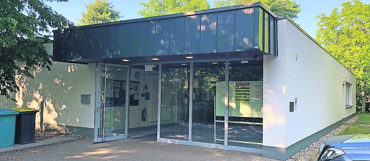  : Hallenbad ist wieder geöffnet