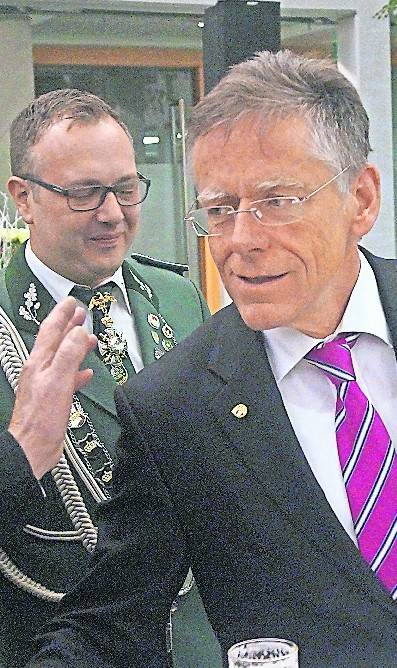  Petrauschke zu Gast beim Grevenbroicher Frühschoppen. 