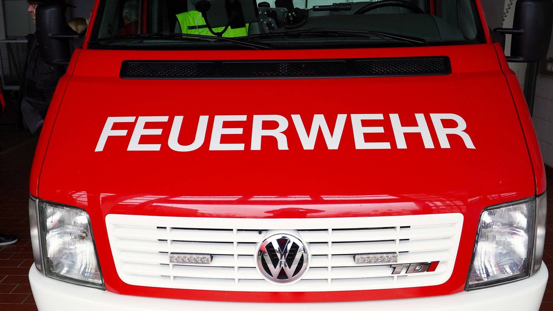  Die Feuerwehr sperrte das Gelände weiträumig ab. (Symbolbild) 