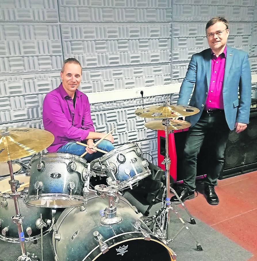  Jörg Seyffarth (links) und Arne Harder haben sich viel vorgenommen: Sie möchten Bands eine Chance geben.  