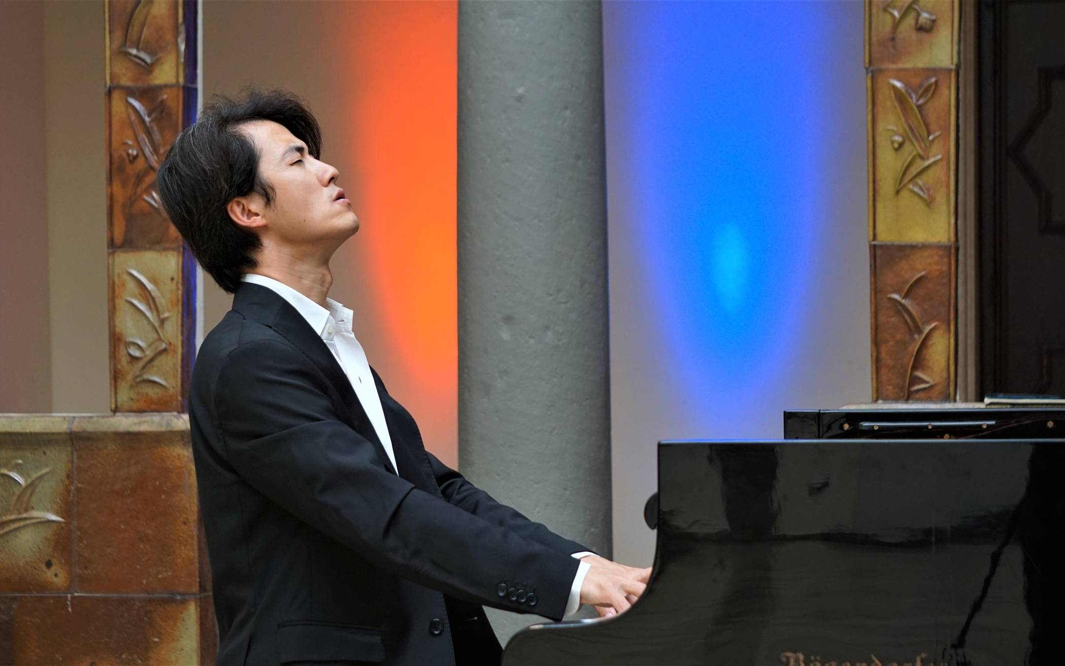  Haiou Zhang gab die Waldsteinsonate von Ludwig van Beethoven zum Besten. 