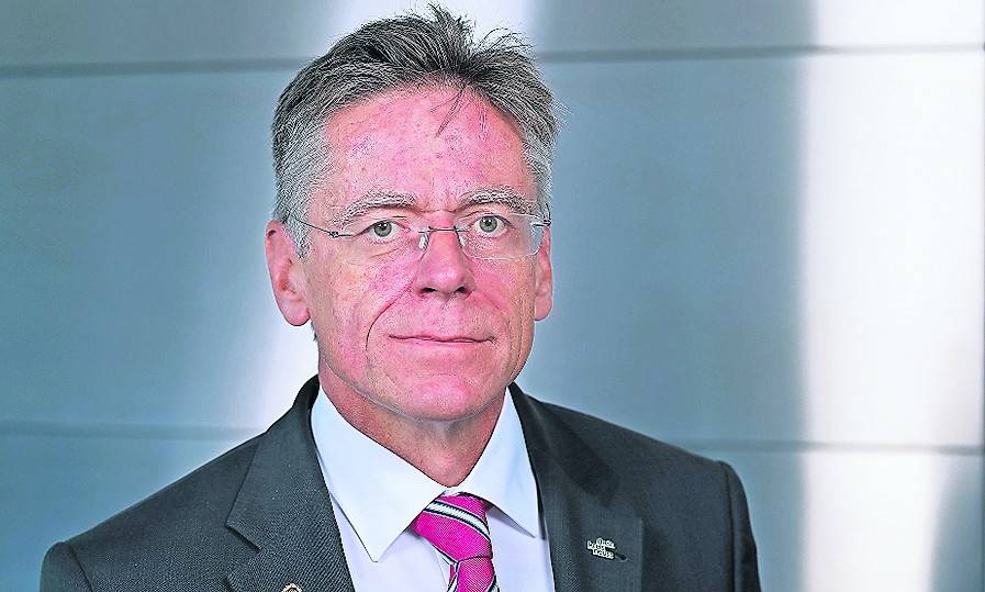  Landrat Hans-Jürgen Petrauschke appelliert an die Bürgerinnen und Bürger, alle Corona-Schutzmaßnahmen gemeinsam und in Solidarität zu unterstützen. <![CDATA[]]>