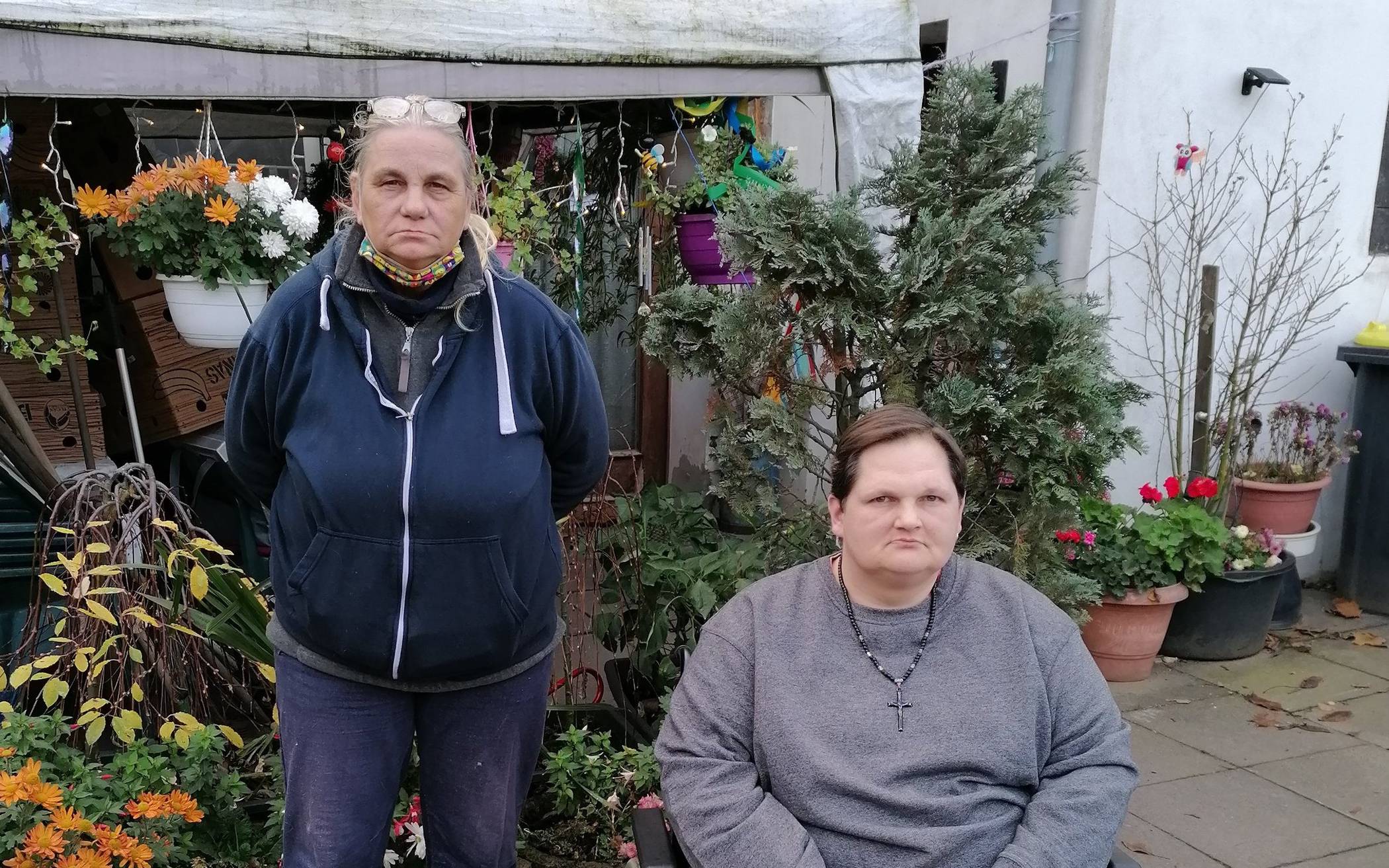  Karin Herbst und Sascha Kanehl haben Angst, ab Februar kein festes Dach mehr über dem Kopf zu haben. Sie müssen aus ihren Wohnungen  raus und finden keinen Ersatz. 