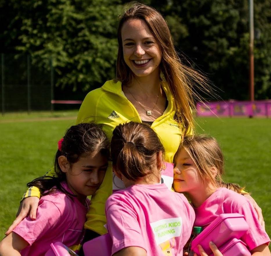 Meilenstein mit Anna Limbach für Kinder